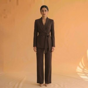 Éclipse Belted Blazer